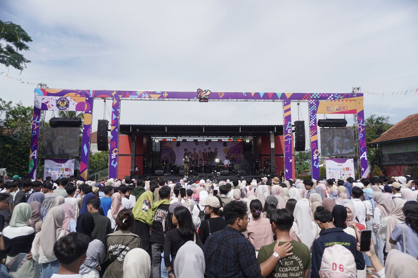 Dokumentasi Crowd & Atmosphere oleh Lantai Atas Event Solution