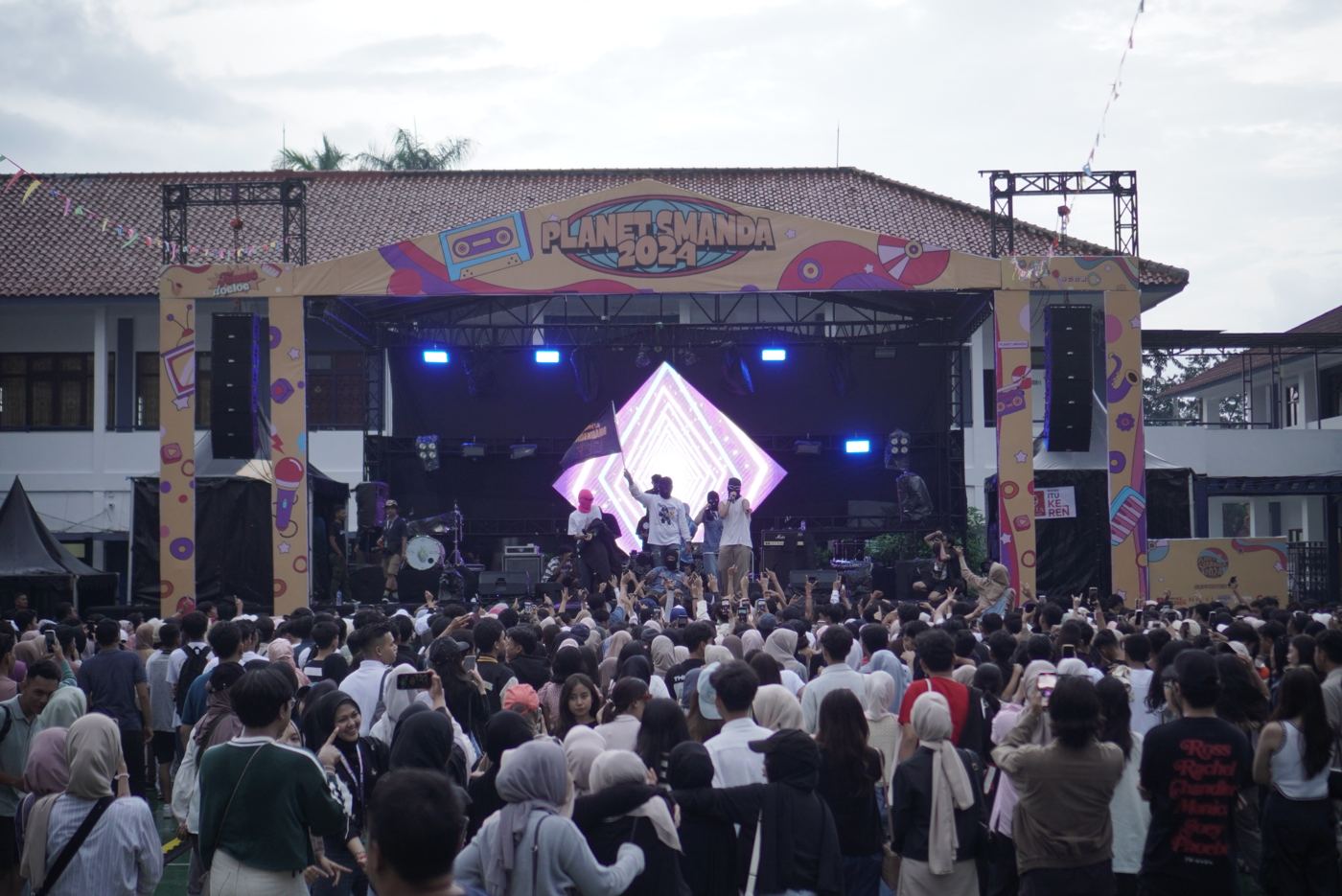 Dokumentasi Crowd & Atmosphere oleh Lantai Atas Event Solution